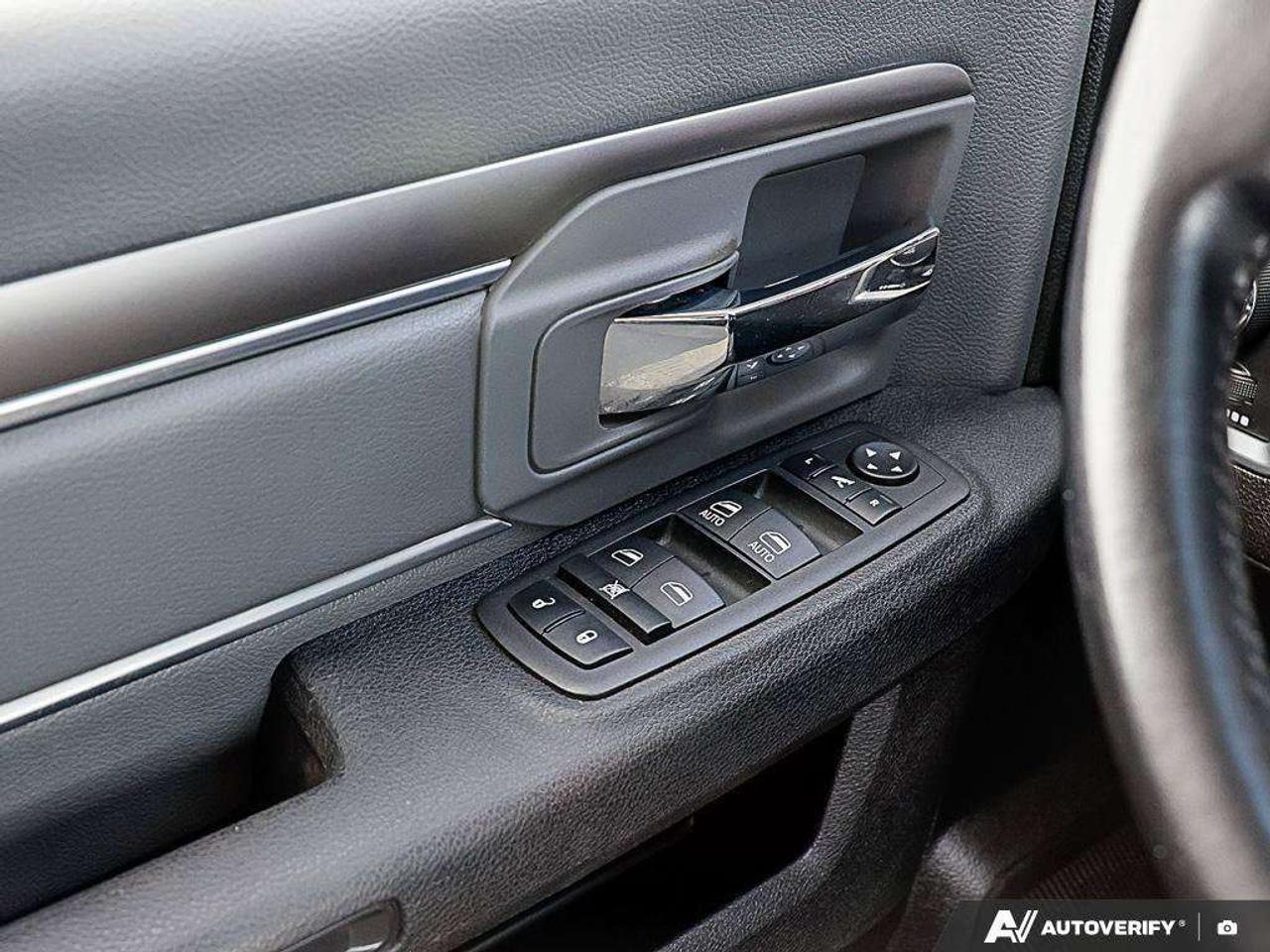 2021 RAM 1500 SLT, 5.7L HEMI V8, 4X4, ALLOYS, CLOTH, BENCH, CERTIFIED PREOWNED! Photo