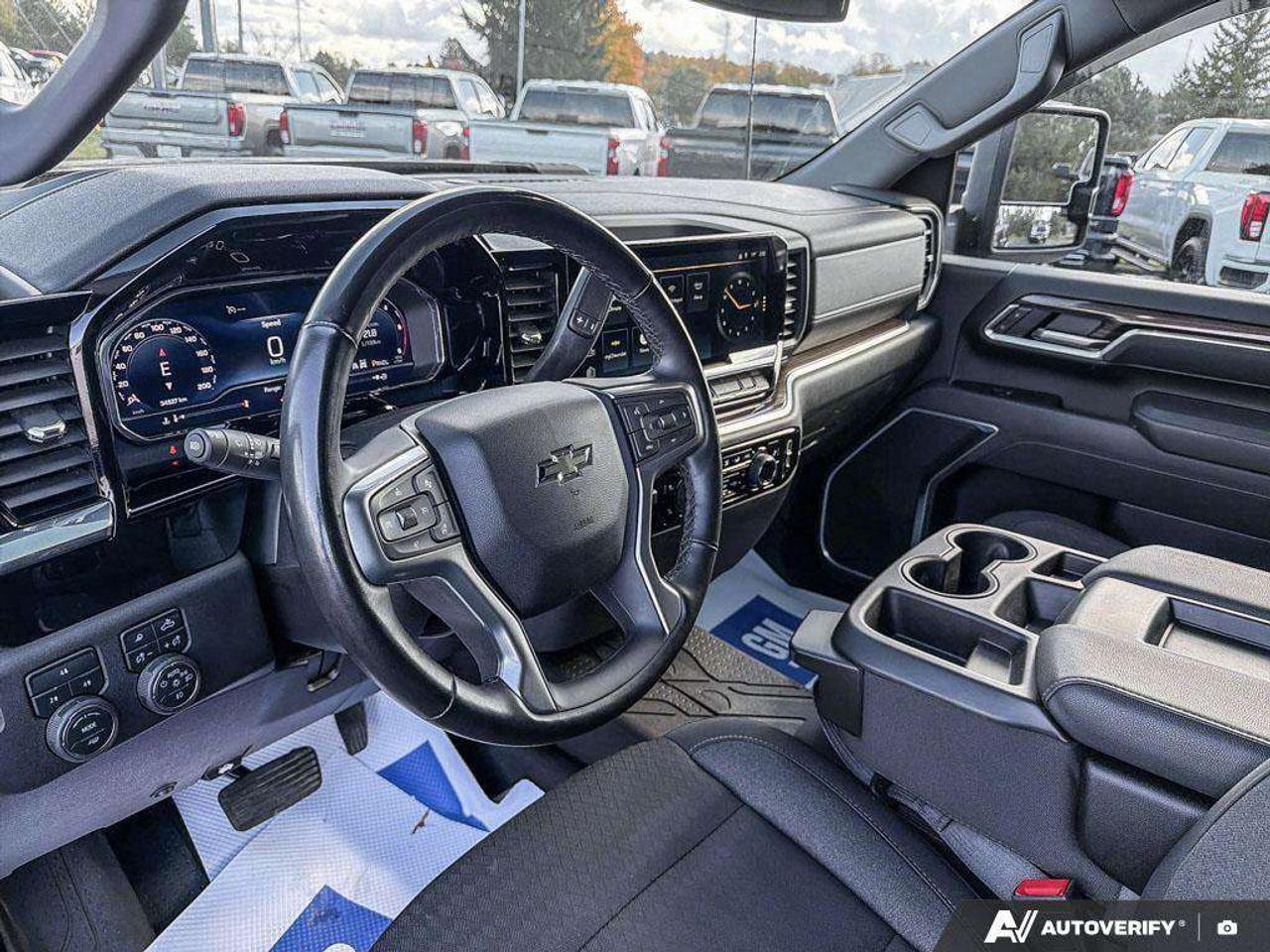 2025 Chevrolet Silverado 2500 One Owner   Trailer Brake Controller   Remote Start  Heated Seats Photo