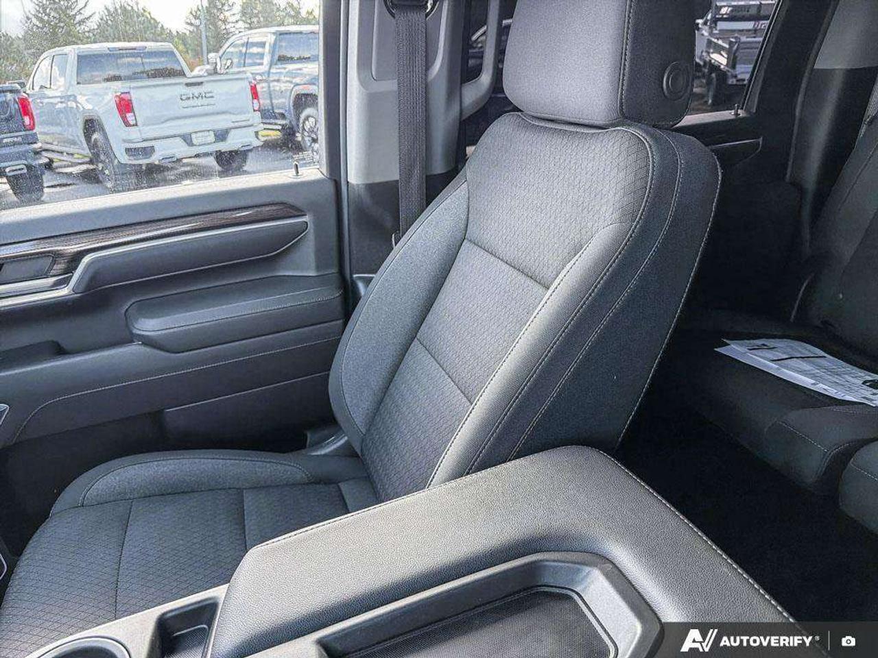 2025 Chevrolet Silverado 2500 One Owner   Trailer Brake Controller   Remote Start  Heated Seats Photo