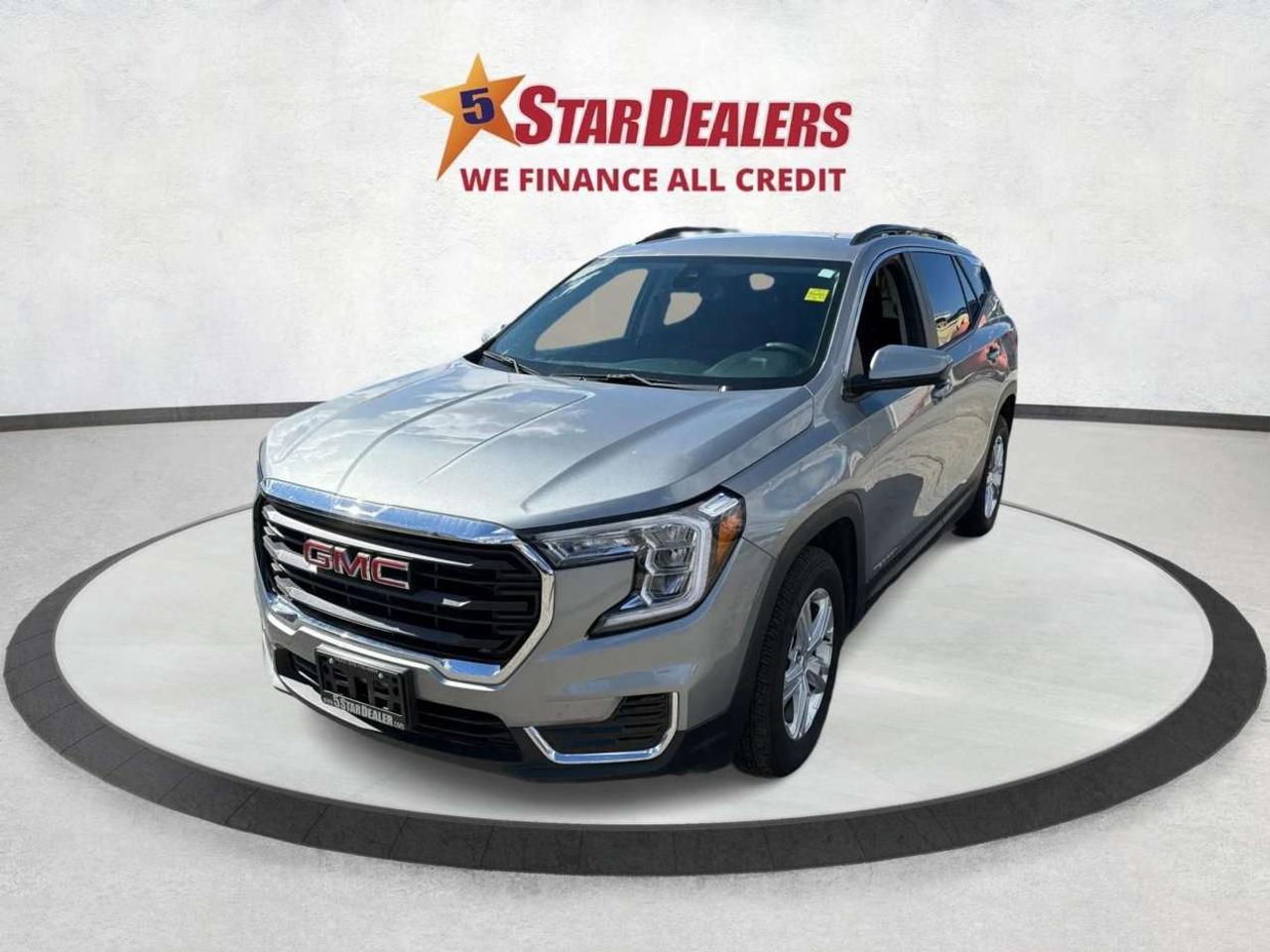 2024 GMC Terrain SLE/WINTER READY/BUPCAM/WE FINANCE ALL CREDIT! Photo2