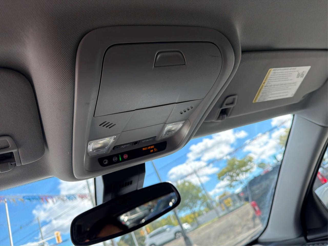 2024 GMC Terrain SLE/WINTER READY/BUPCAM/WE FINANCE ALL CREDIT! Photo