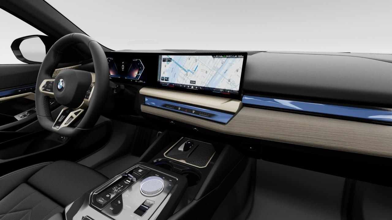 2027 BMW 530 i xDrive 4dr All-Wheel Drive Sedan Photo