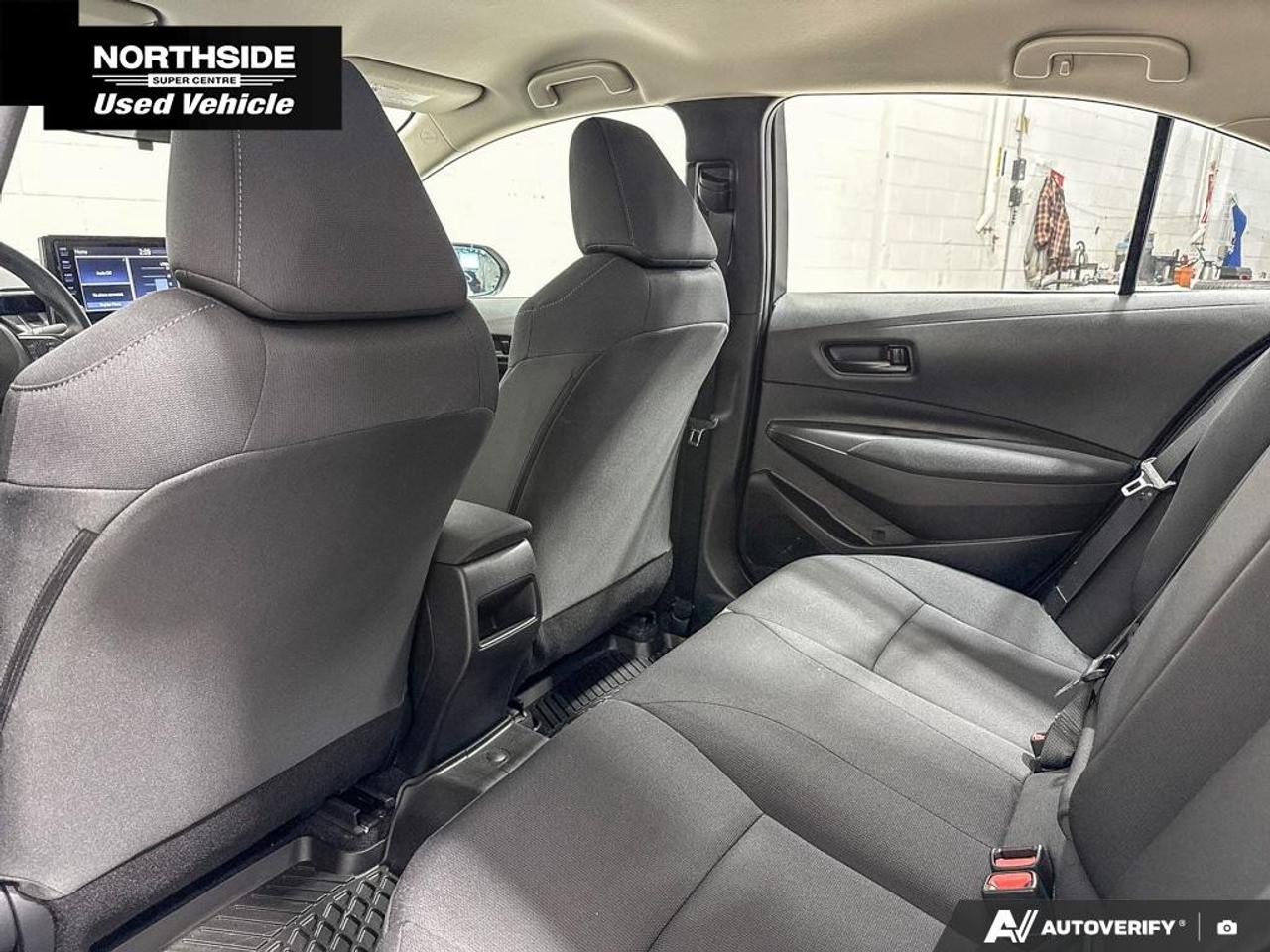 2022 Toyota Corolla LE CVT Photo