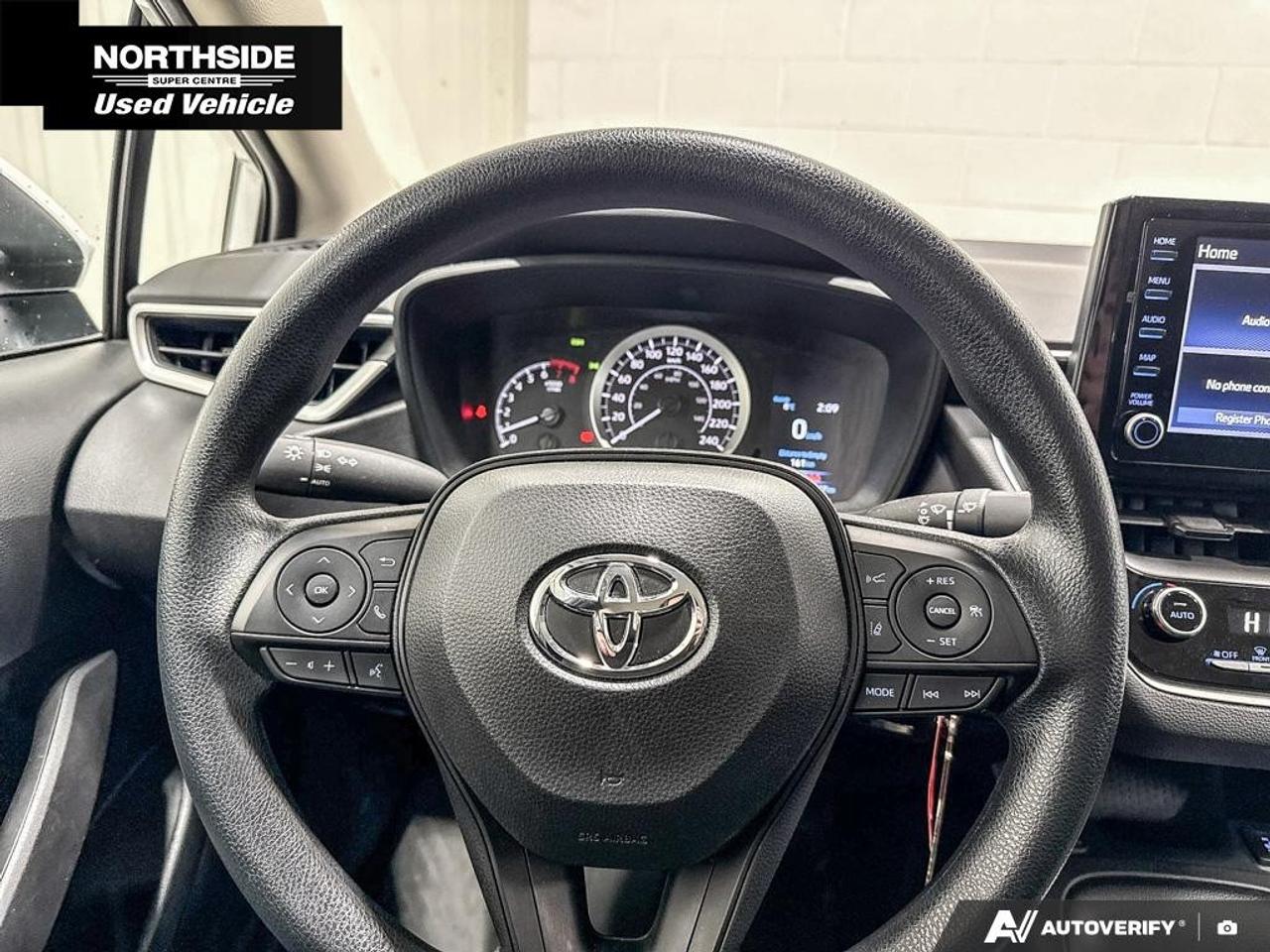 2022 Toyota Corolla LE CVT Photo