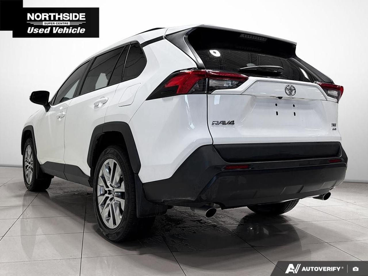 2021 Toyota RAV4 XLE AWD Photo