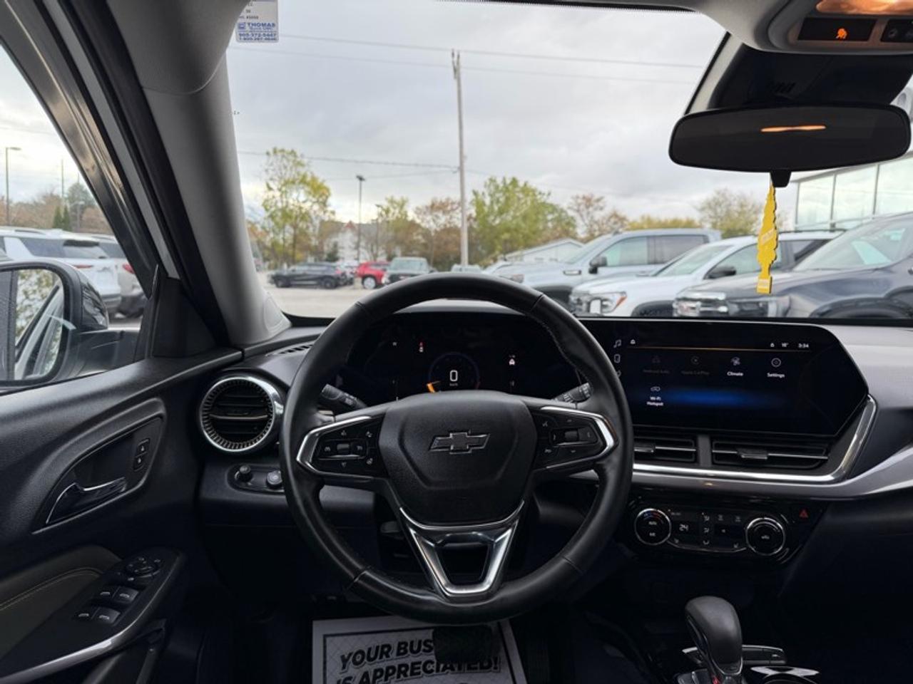 2025 Chevrolet Trax FWD 4dr ACTIV Photo