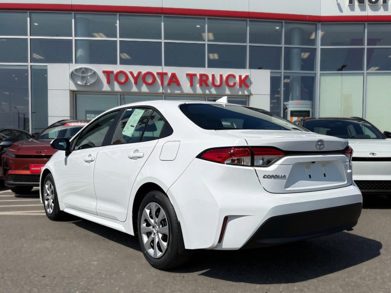 2026 Toyota Corolla LE CVT Photo