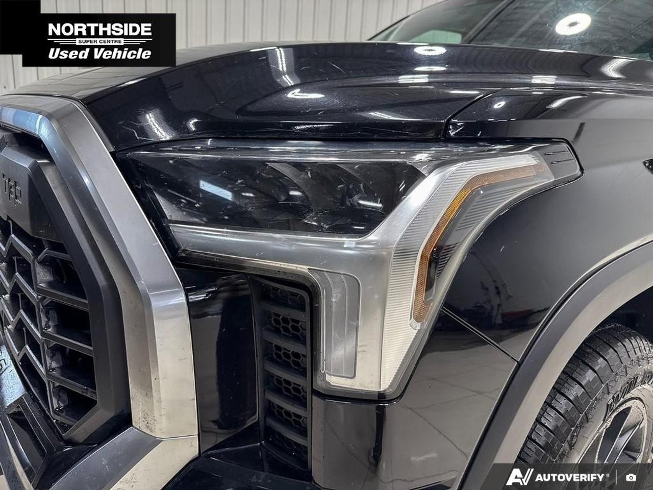 2023 Toyota Tundra 4X4 CrewMax Limited Photo