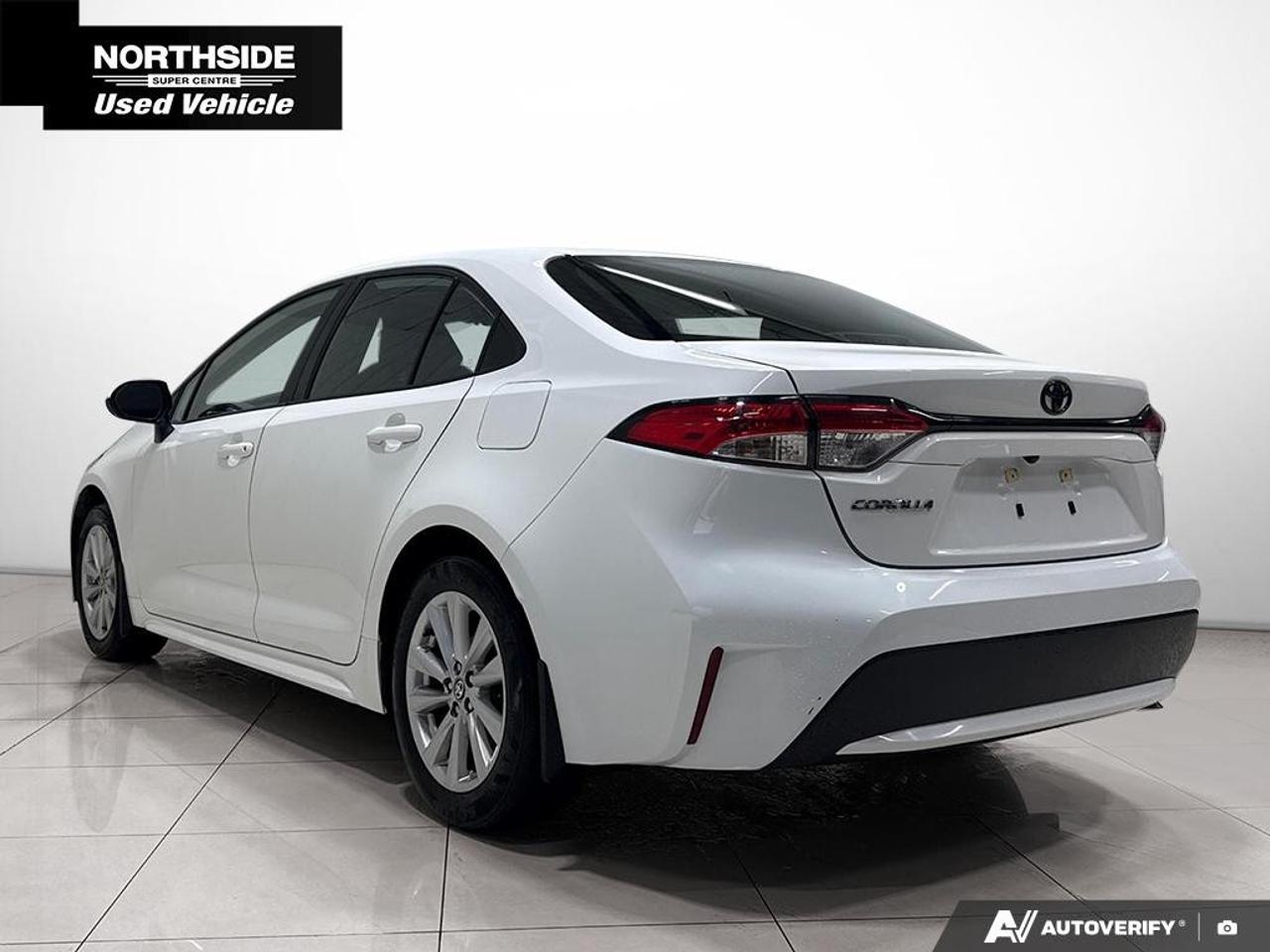 2022 Toyota Corolla L Manual Photo