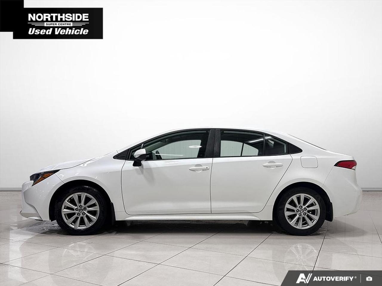 2022 Toyota Corolla L Manual Photo