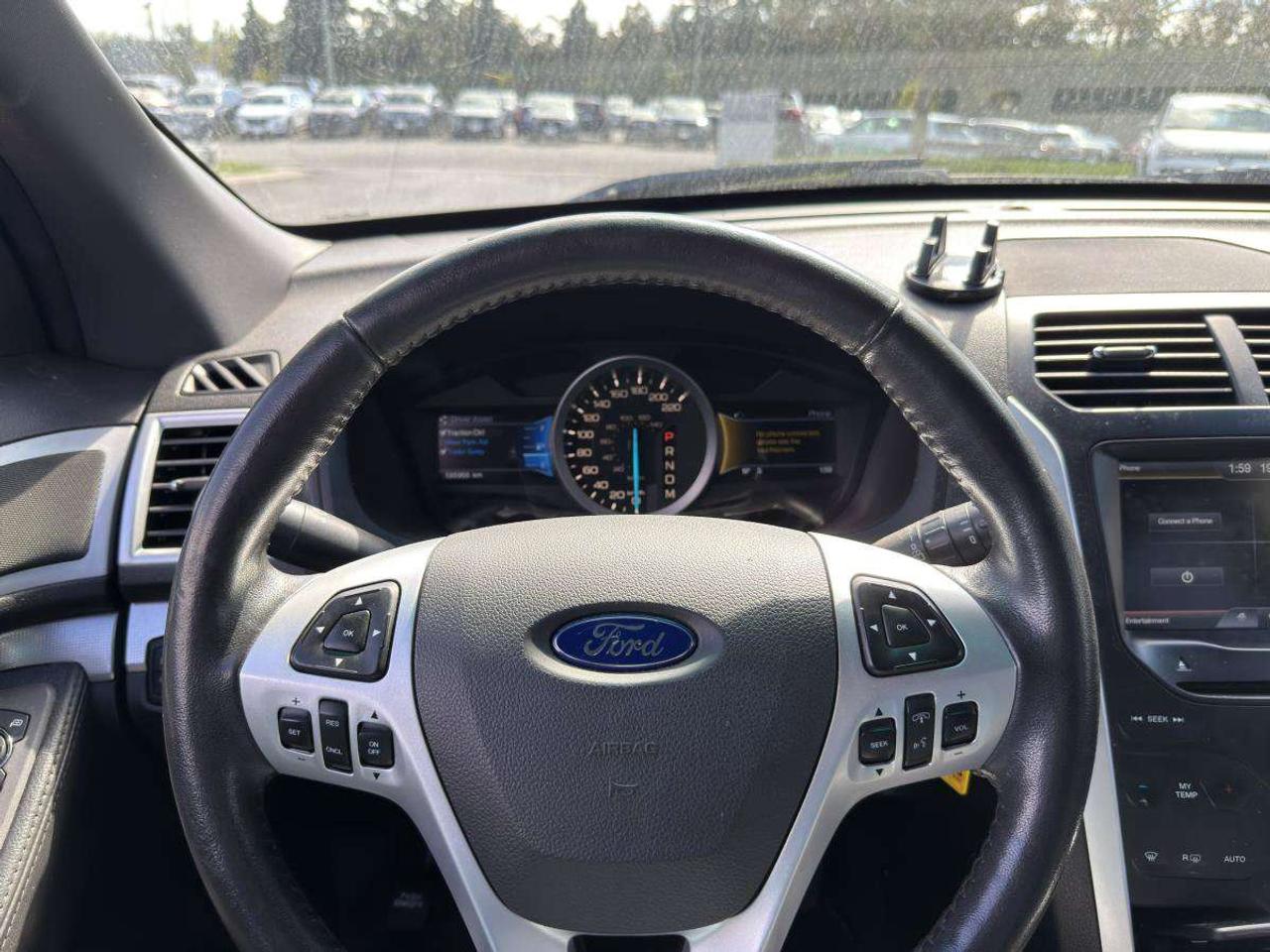 2014 Ford Explorer FWD 4dr XLT Photo