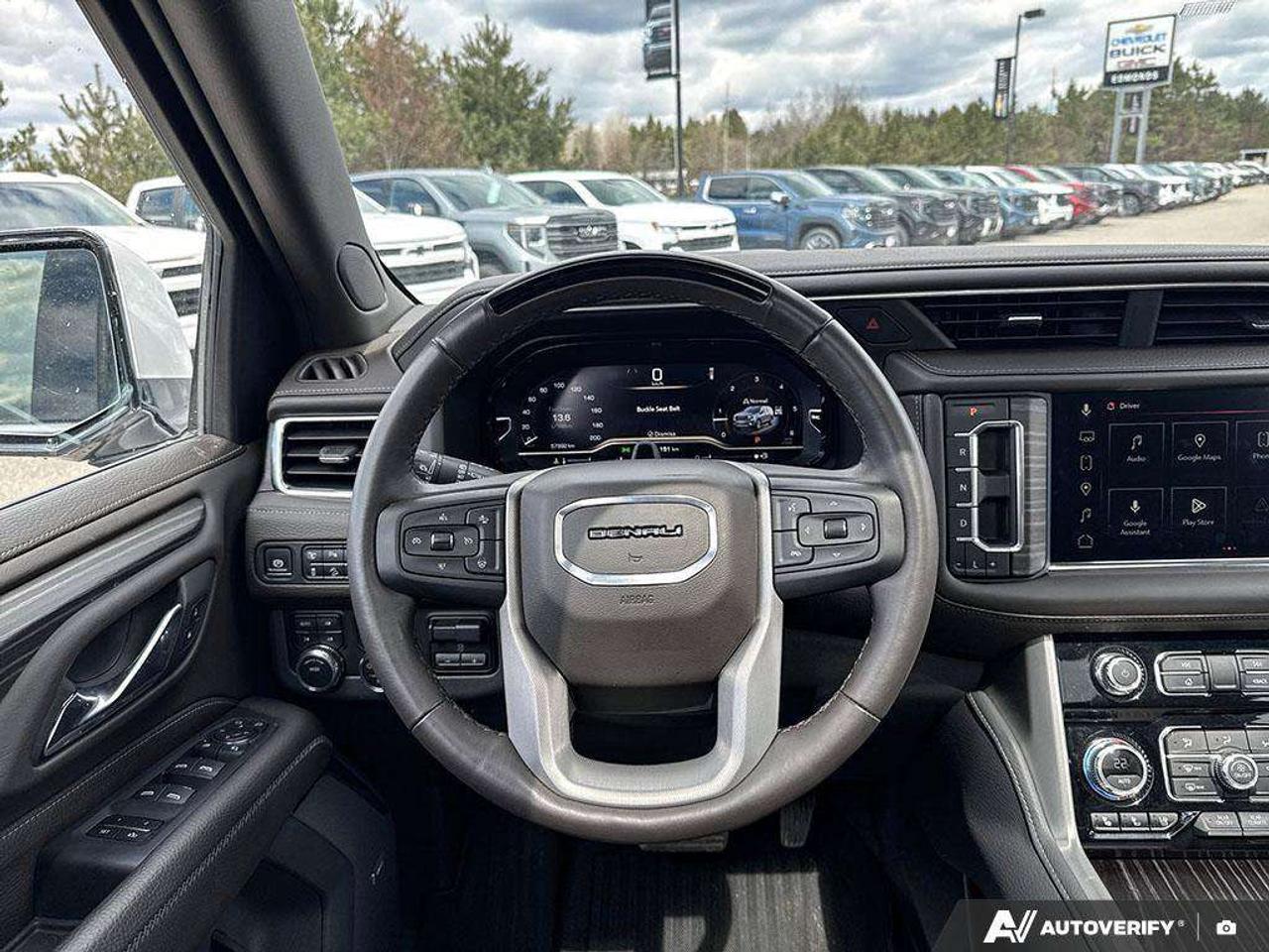 2024 GMC Yukon Trailer Brake Controller   Remote Start   Power Tailgate Photo