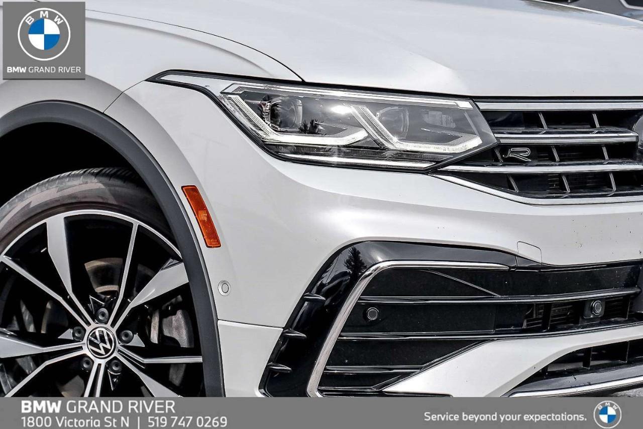 2023 Volkswagen Tiguan Highline R-LINE 4dr All-wheel Drive 4MOTION Photo5