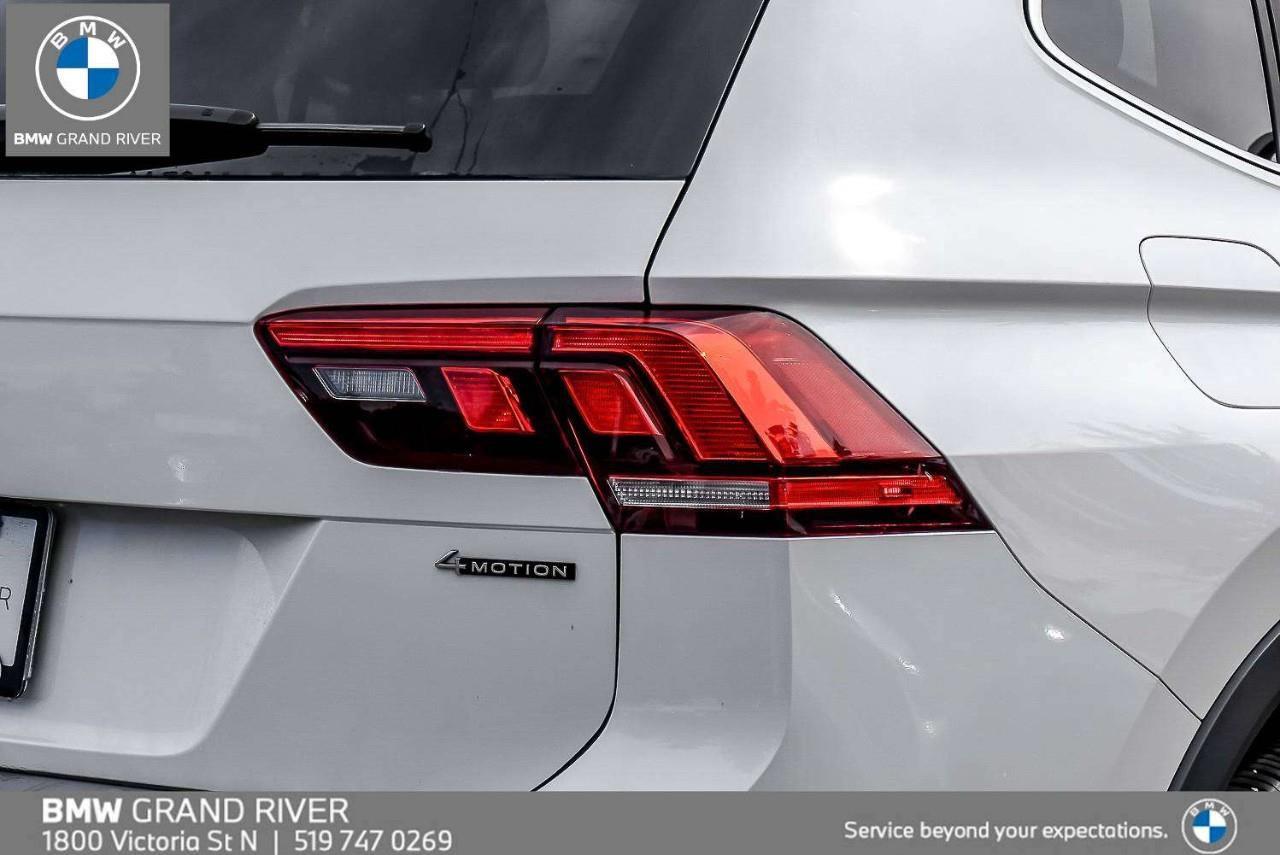 2023 Volkswagen Tiguan Highline R-LINE 4dr All-wheel Drive 4MOTION Photo4