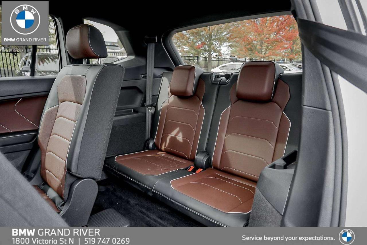 2023 Volkswagen Tiguan Highline R-LINE 4dr All-wheel Drive 4MOTION Photo
