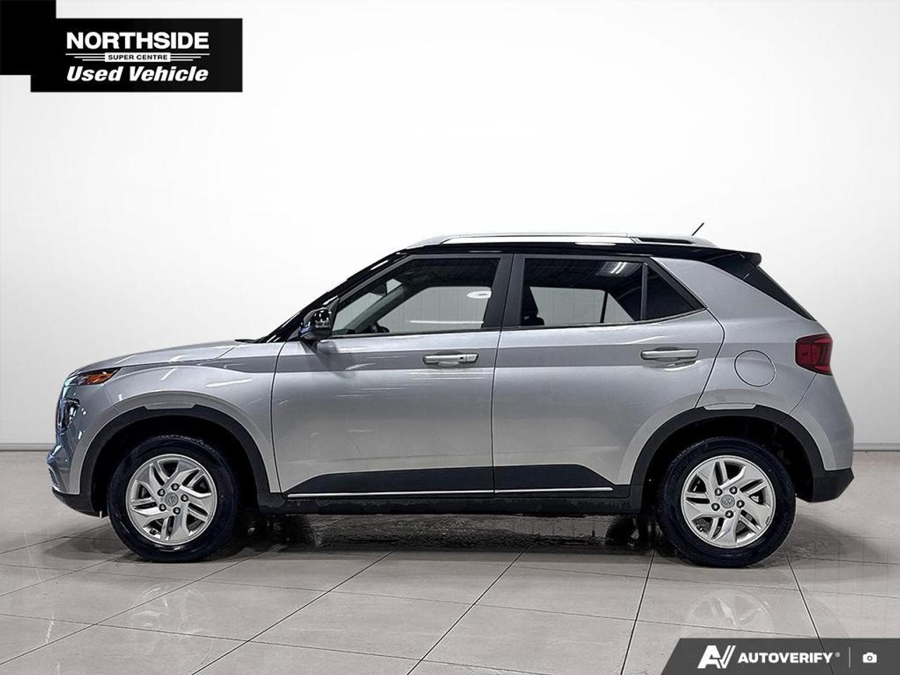 2025 Hyundai Venue Preferred IVT w/Two-Tone Photo