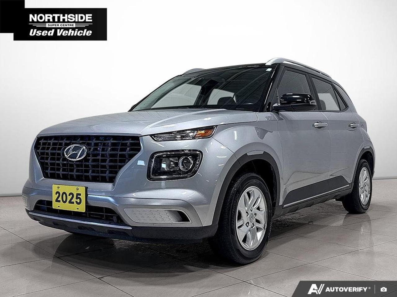 2025 Hyundai Venue Preferred IVT w/Two-Tone Photo0