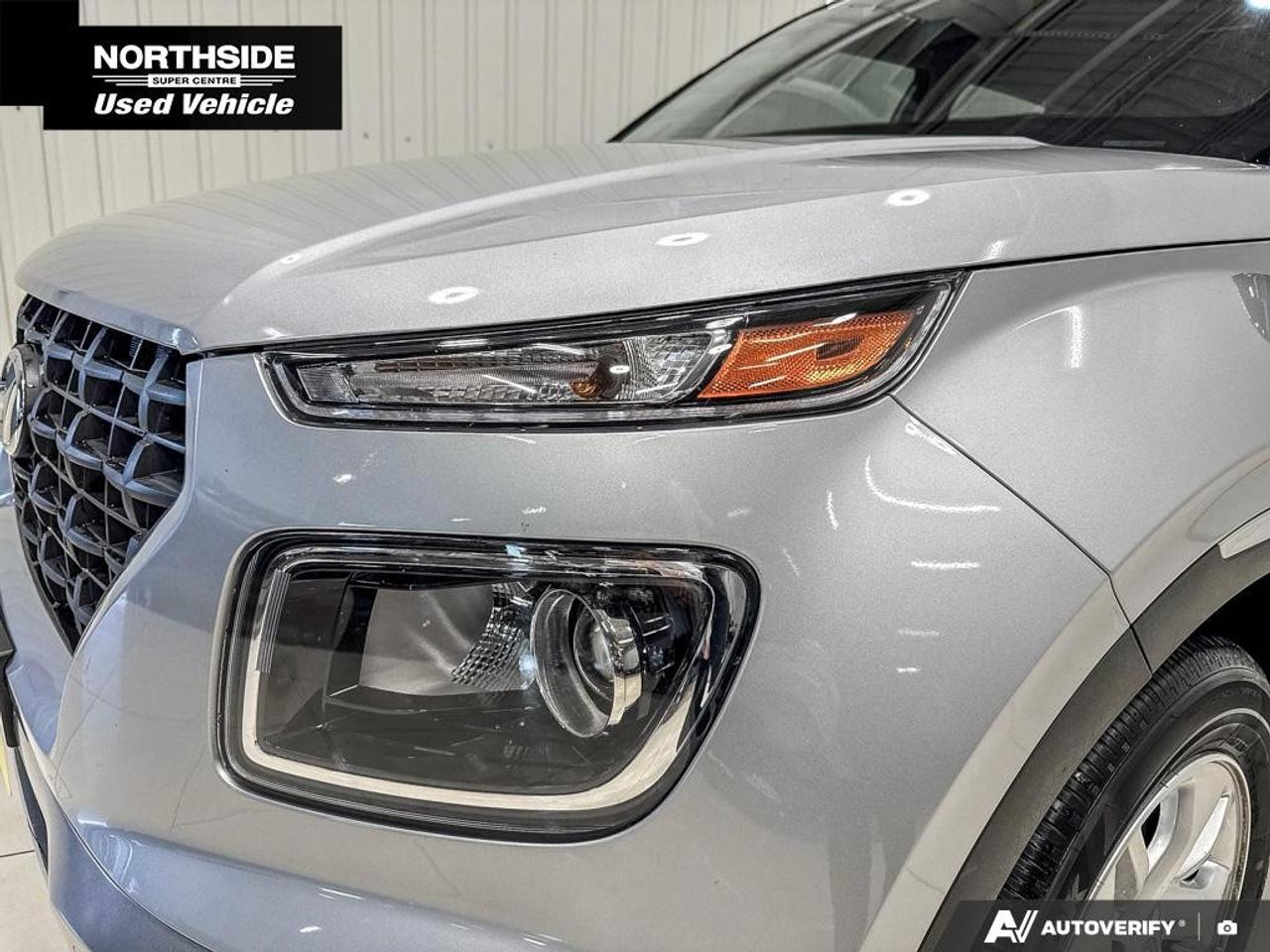 2025 Hyundai Venue Preferred IVT w/Two-Tone Photo