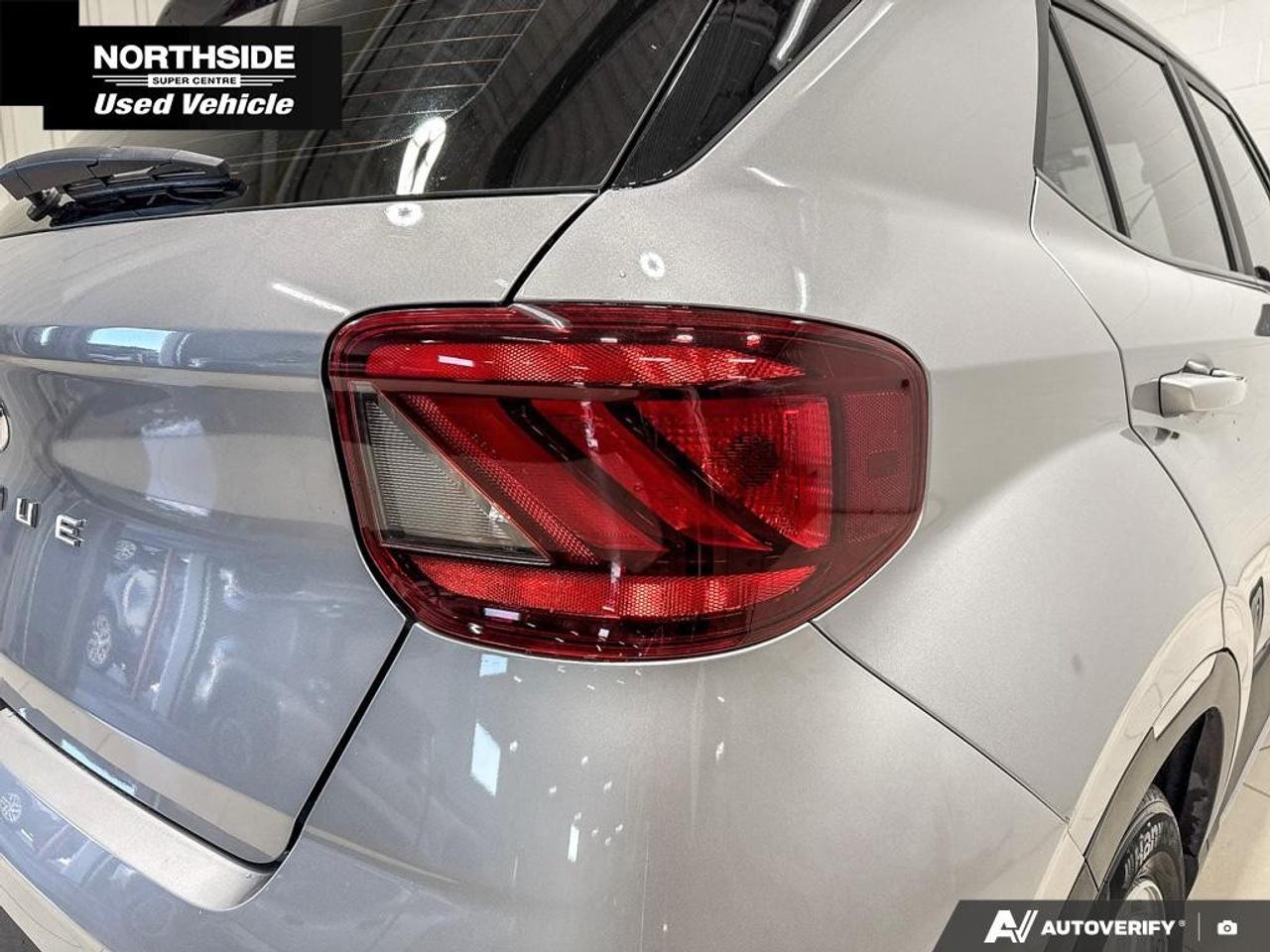 2025 Hyundai Venue Preferred IVT w/Two-Tone Photo