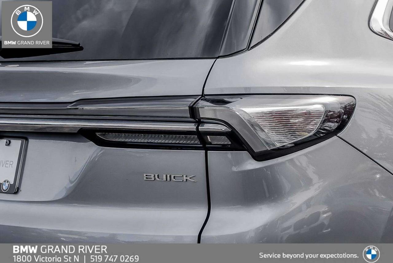 2025 Buick Enclave Avenir 4dr All-Wheel Drive Photo4