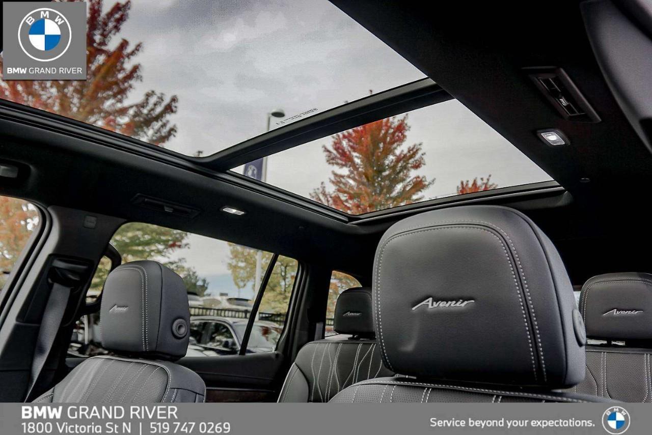 2025 Buick Enclave Avenir 4dr All-Wheel Drive Photo