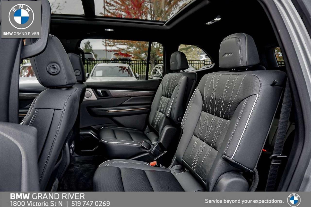 2025 Buick Enclave Avenir 4dr All-Wheel Drive Photo