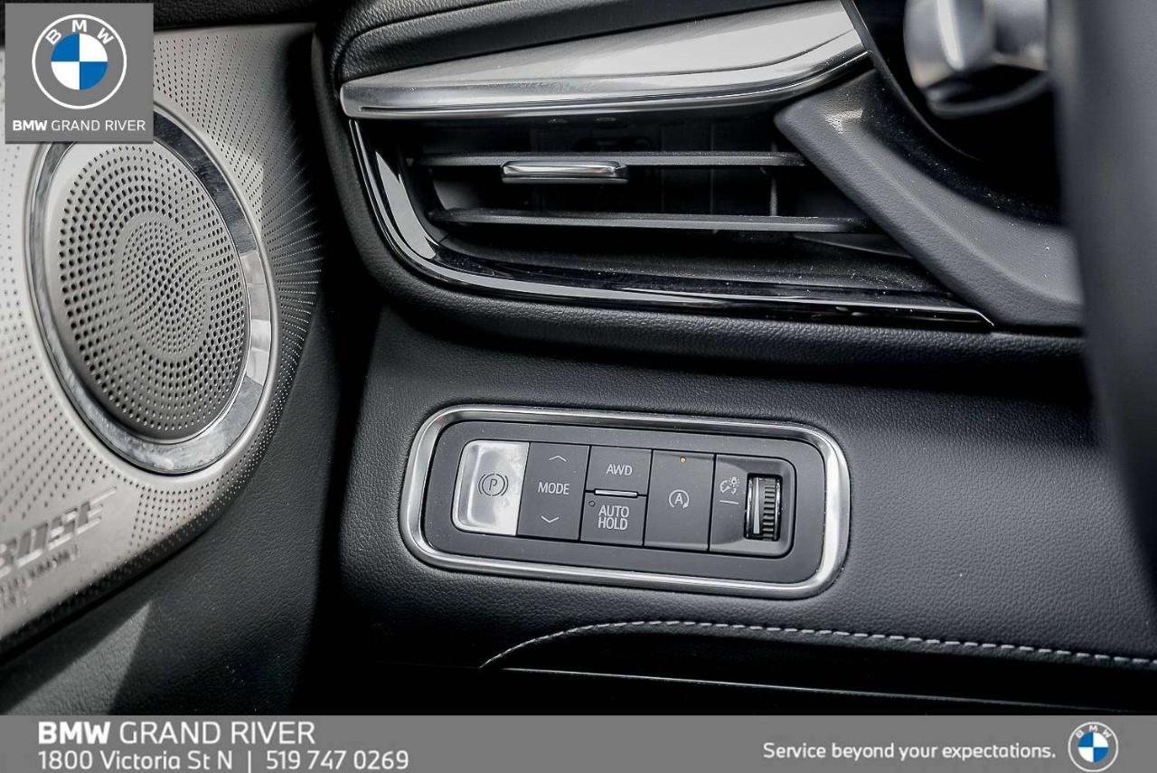 2025 Buick Enclave Avenir 4dr All-Wheel Drive Photo