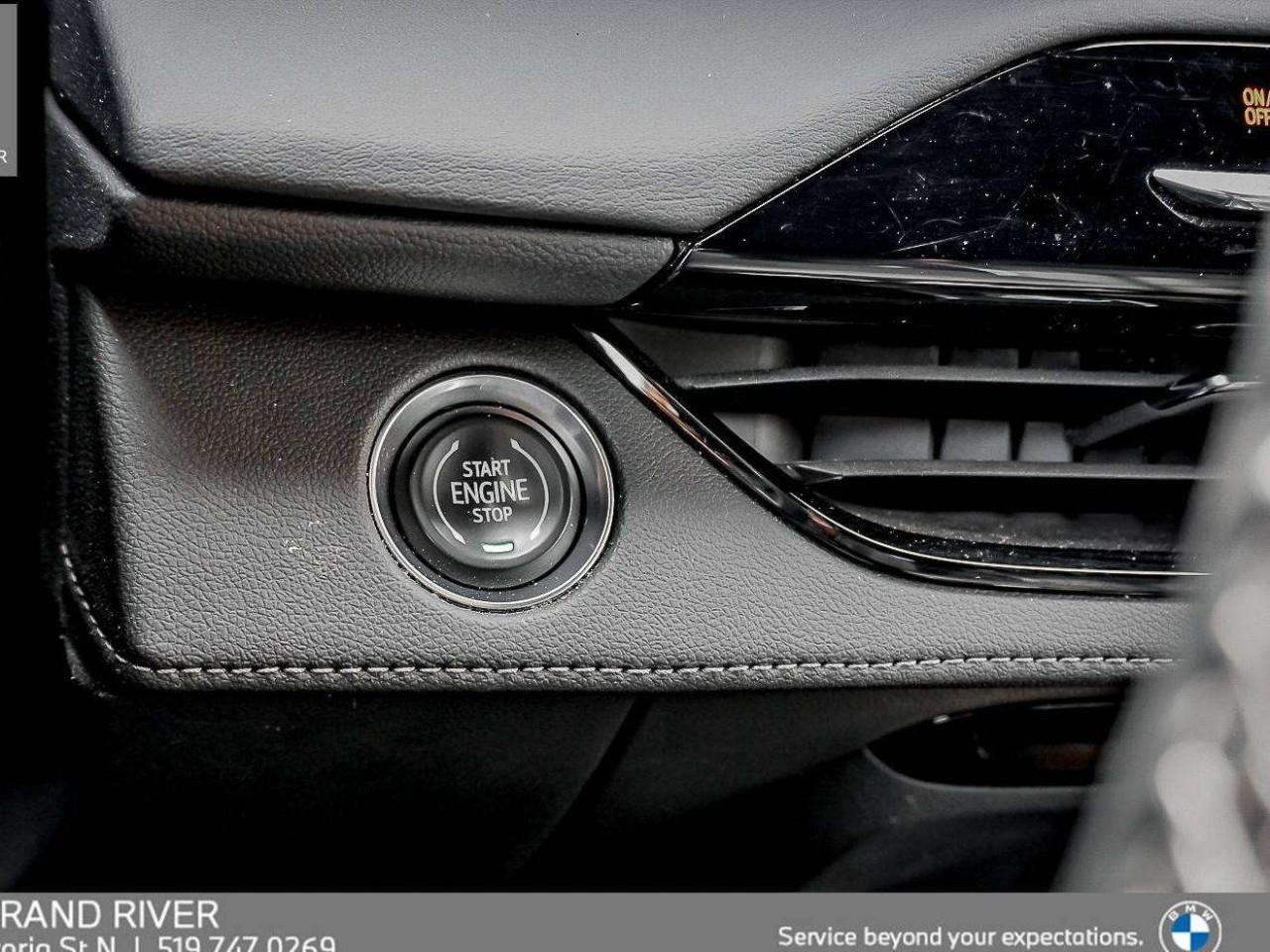 2025 Buick Enclave Avenir 4dr All-Wheel Drive Photo
