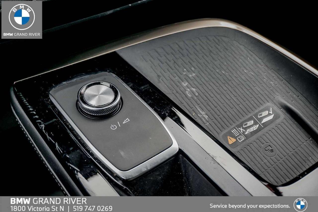 2025 Buick Enclave Avenir 4dr All-Wheel Drive Photo
