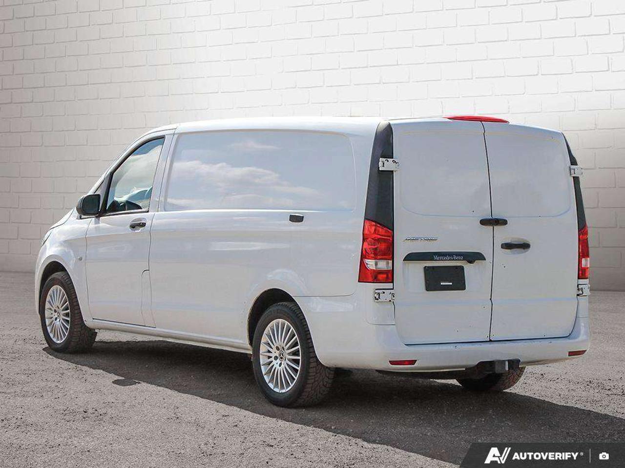 2019 Mercedes-Benz Metris Cargo Van 126 WB - BASE CARGO, 2.0L 4-CYL, FWD, 126 WB, 2-OWNERS, AS-TRADED! Photo