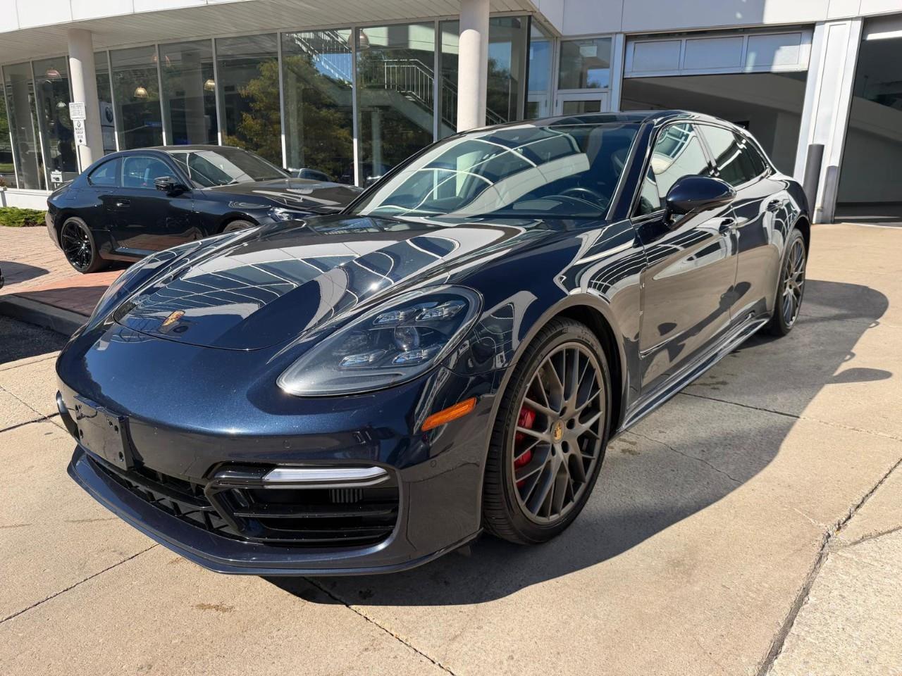 2019 Porsche Panamera Sport Turismo GTS 4dr All-Wheel Drive Wagon Photo3