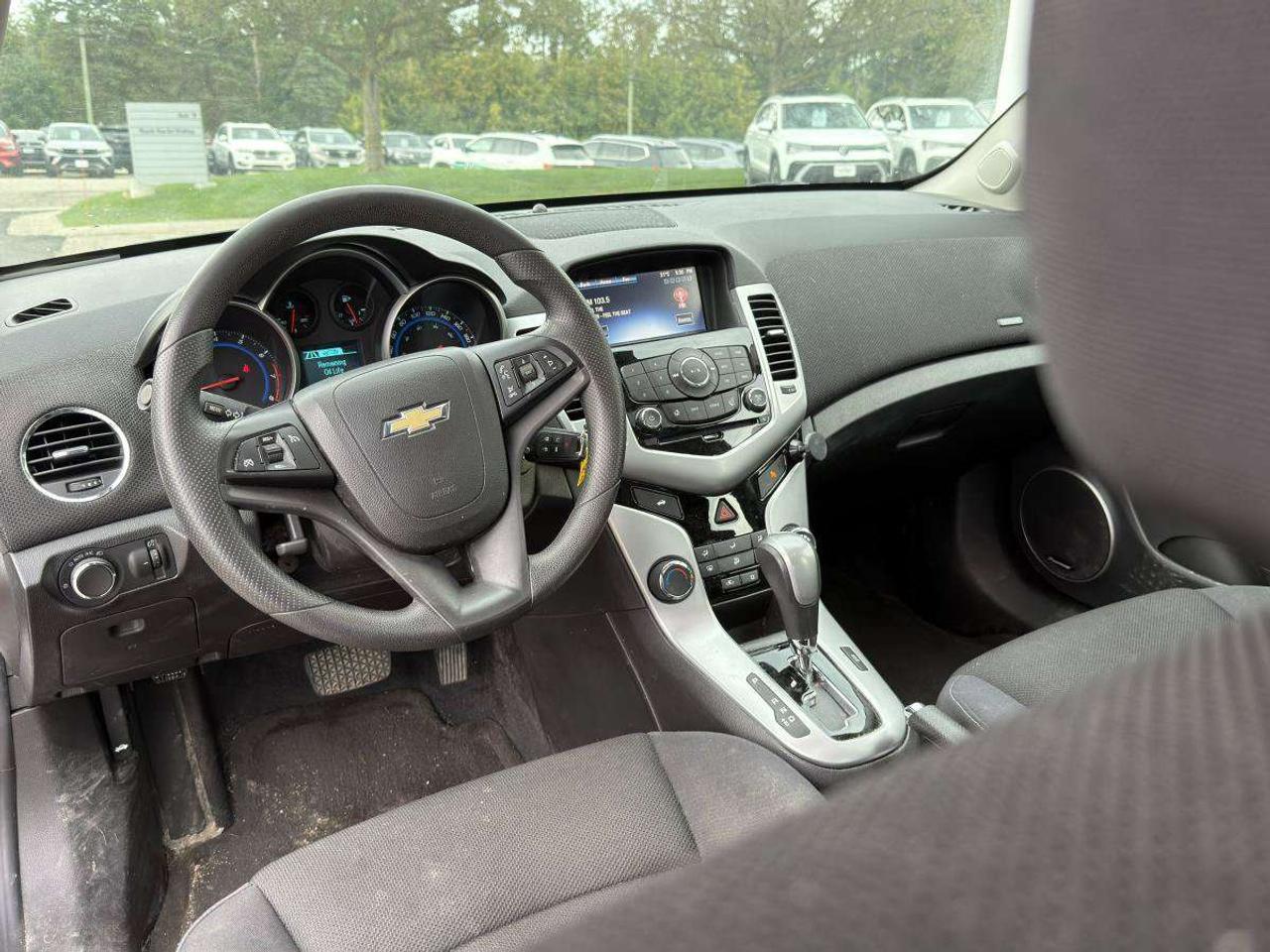 2016 Chevrolet Cruze 4DR SDN LT W-1LT Photo