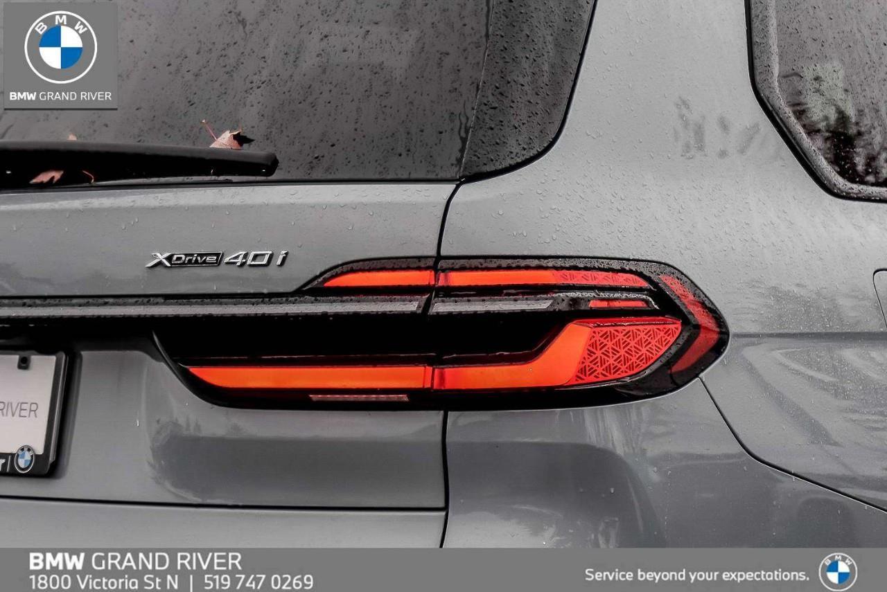 2024 BMW X7 xDrive40i 4dr All-Wheel Drive Sports Activity Vehicle Photo