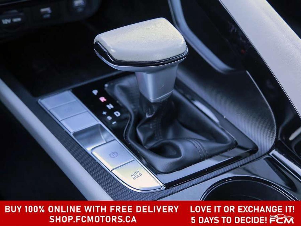 2023 Hyundai Elantra LUXURY   FULLY CERTIFIED WITH WARRANTY Photo