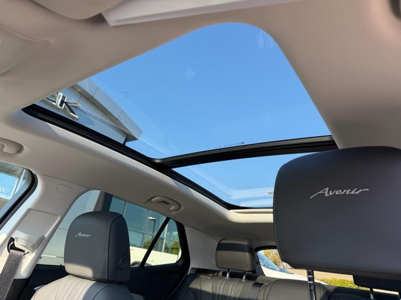 2025 Buick Envision AWD 4dr Avenir Photo