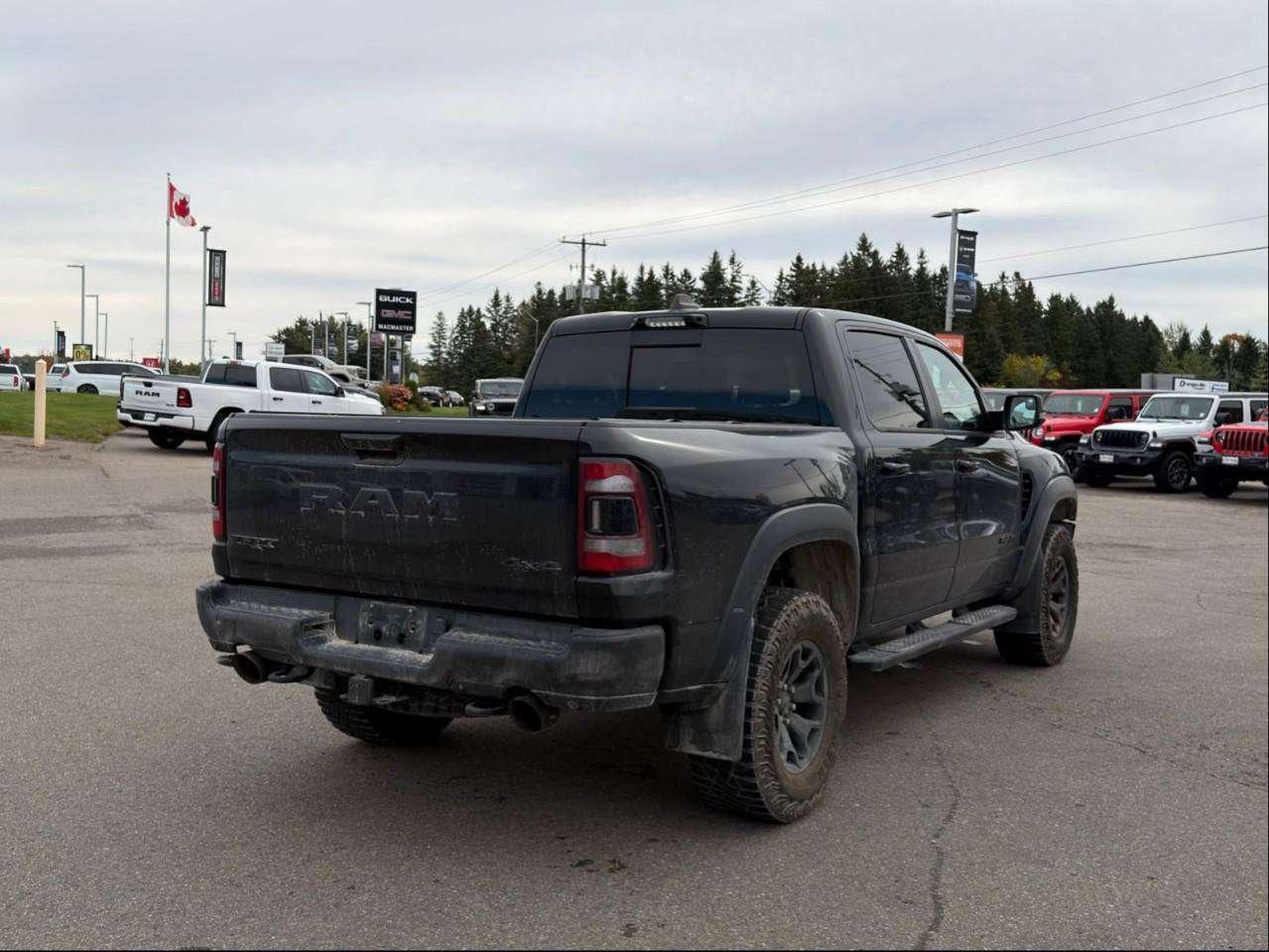 2023 RAM 1500 ACCIDENT FREE   SUNROOF   LEATHER Photo