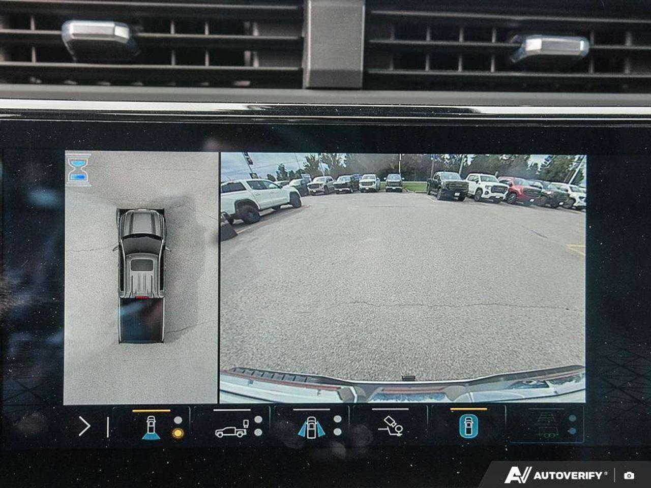 2023 GMC Sierra 1500 DENALI, 6.2L V8, 4X4, ALLOYS, LEATHER, BOSE, 1-OWNER, MACMASTER ORIGINAL, CERTIFIED PREOWNED! Photo