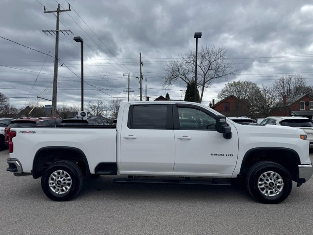 2024 Chevrolet SILVERADO 2500HD 4WD Crew Cab Standard Box LT Photo