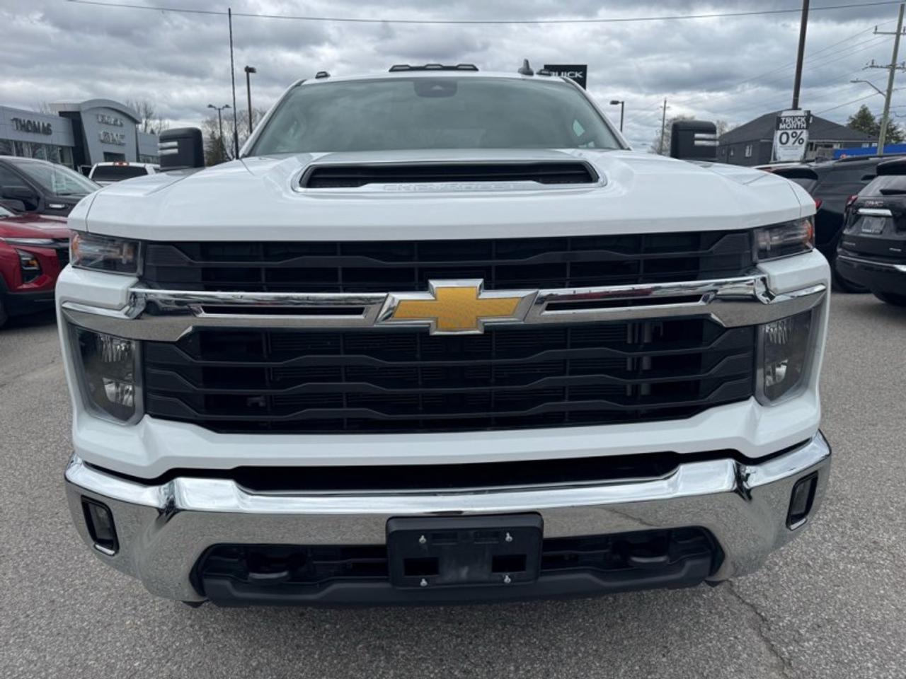 2024 Chevrolet SILVERADO 2500HD 4WD Crew Cab Standard Box LT Photo