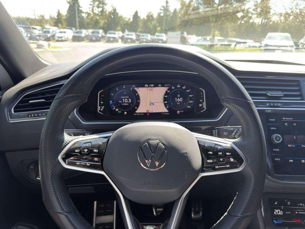 2024 Volkswagen Tiguan HIGHLINE R-LINE 4MOTION Photo