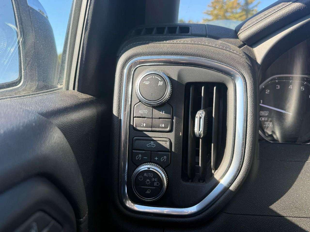 2019 GMC Sierra 1500 BEDLINER. RUNNING BOARDS. ALL WEATHER MATS. X31 OFF ROAD PKG. TRAILERING PKG. KODIAK EDITION. CERTIFIED. Photo