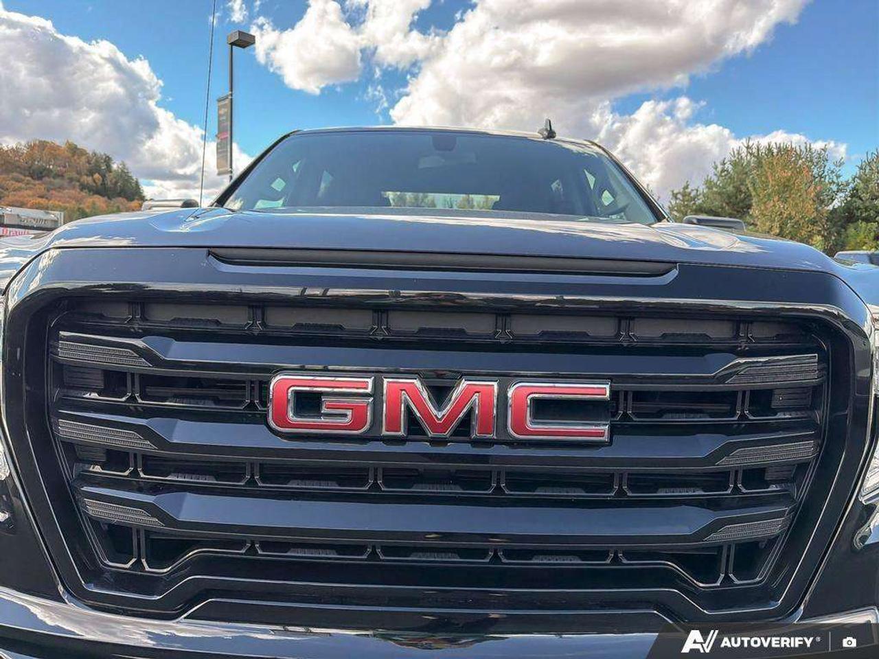 2021 GMC Sierra 1500 Trailer Brake Controller    Remote Start   Heated Seats   Power Folding Mirrors Photo