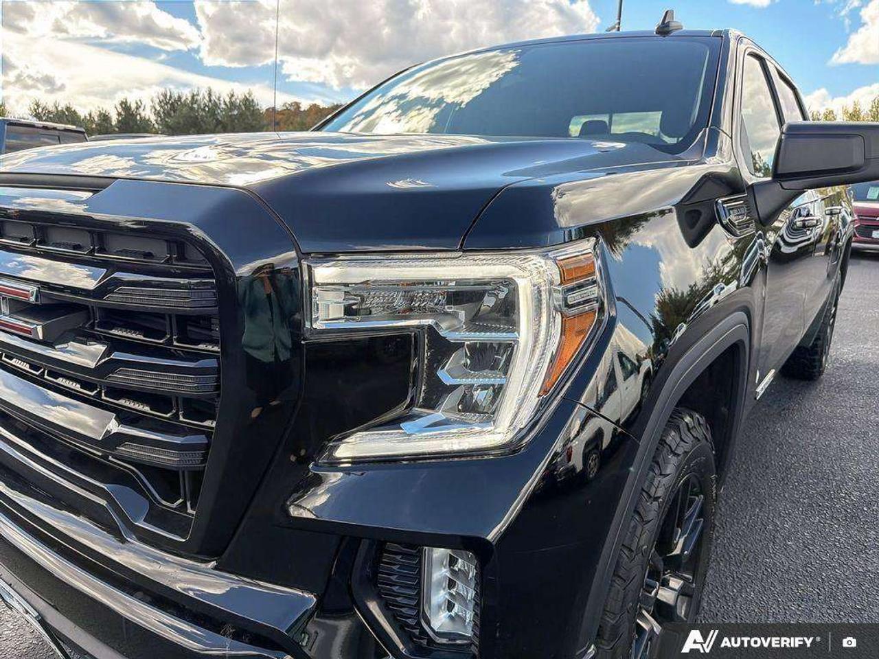 2021 GMC Sierra 1500 Trailer Brake Controller    Remote Start   Heated Seats   Power Folding Mirrors Photo