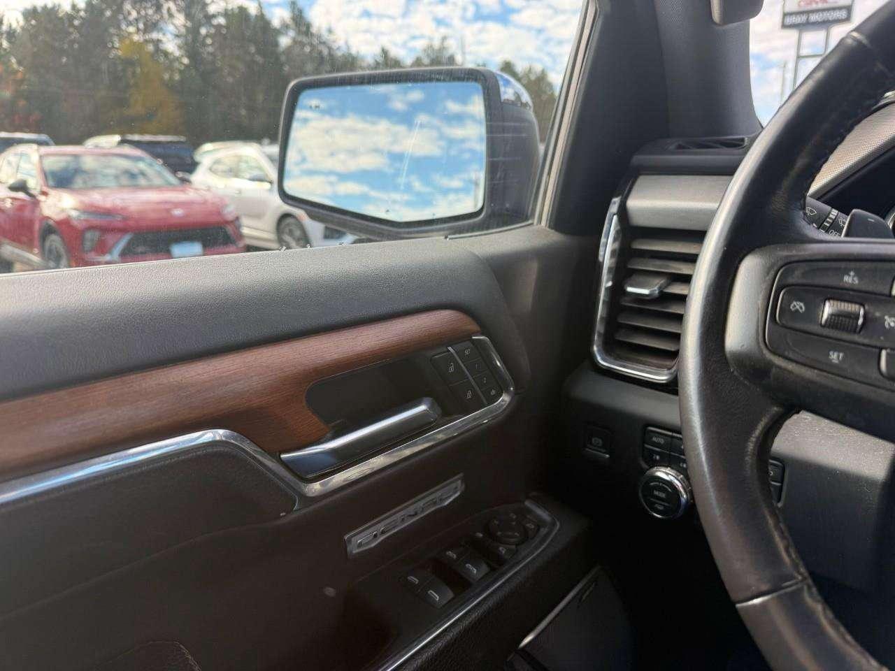2023 GMC Sierra 1500 POWER RUNNING BOARDS. BEDLINER. HEATED FRONT AND REAR SEATS. BED VIEW CAMERA. HD SURROUND VISION. HITCH GUIDANCE W/HITCH Photo