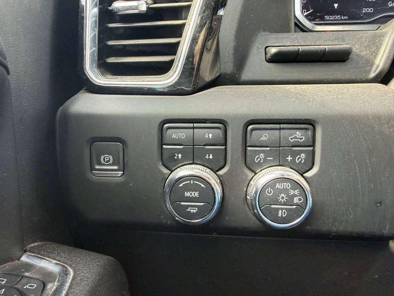 2023 GMC Sierra 1500 POWER RUNNING BOARDS. BEDLINER. HEATED FRONT AND REAR SEATS. BED VIEW CAMERA. HD SURROUND VISION. HITCH GUIDANCE W/HITCH Photo