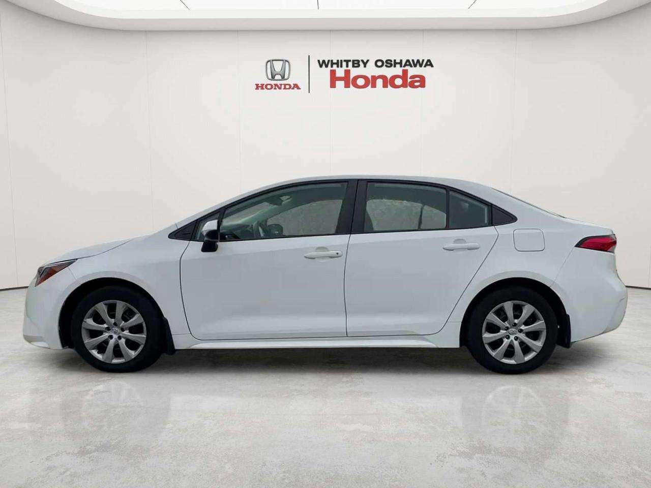2021 Toyota Corolla LE Photo