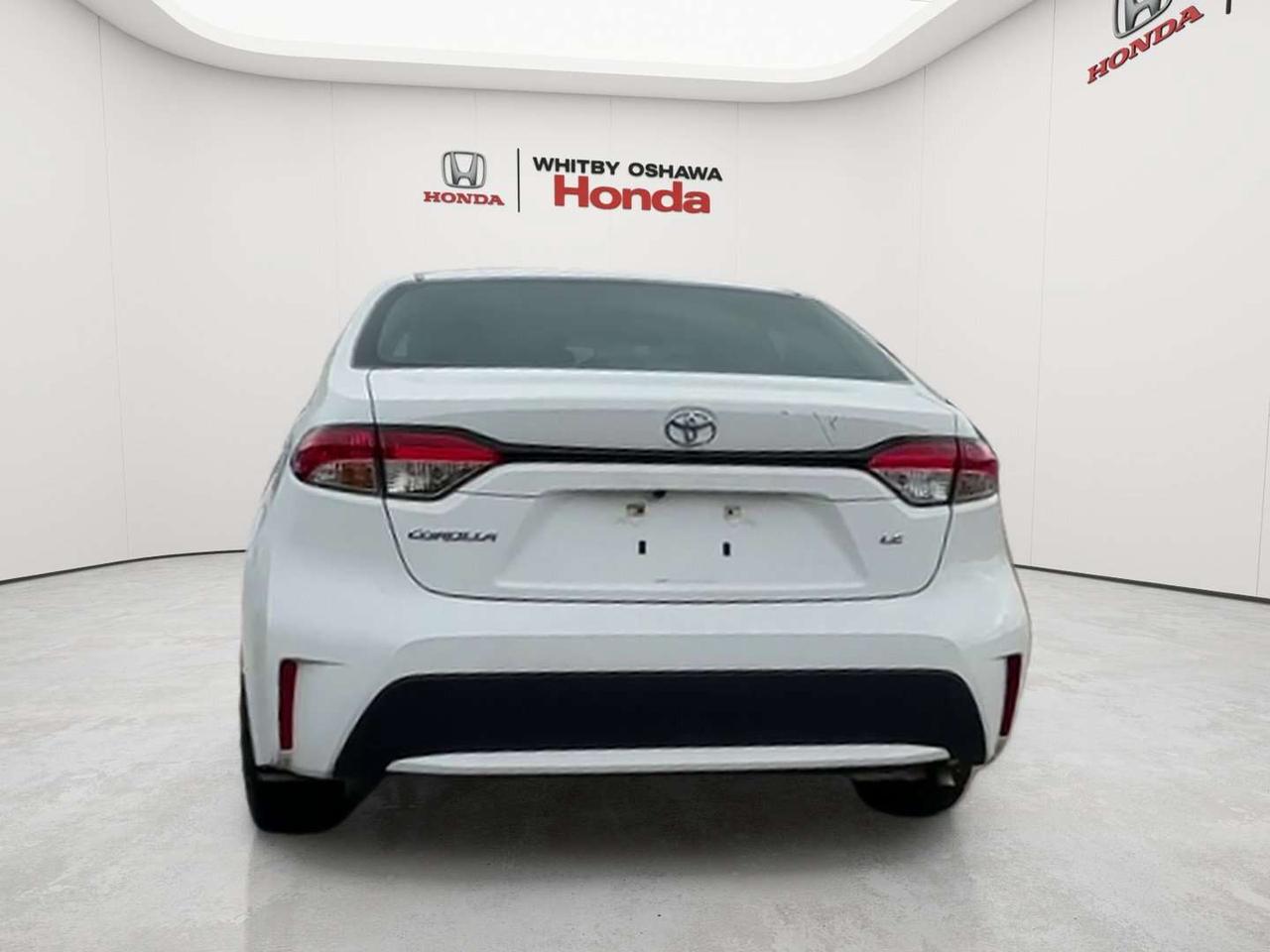 2021 Toyota Corolla LE Photo