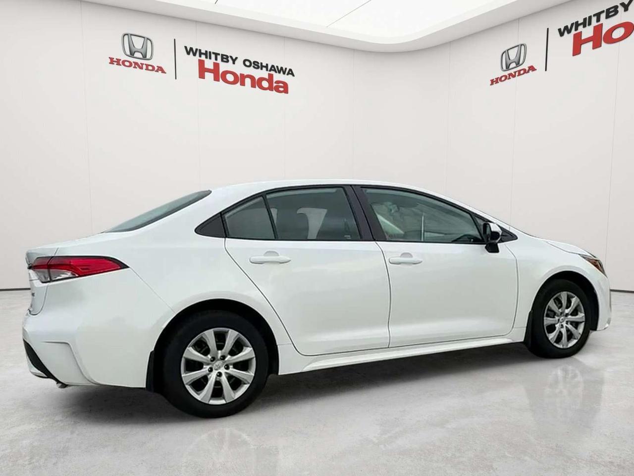 2021 Toyota Corolla LE Photo