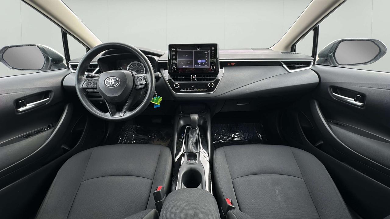 2021 Toyota Corolla LE Photo