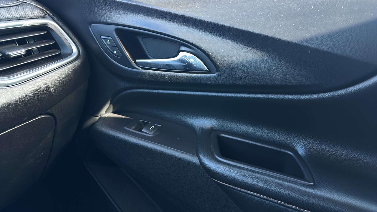 2020 Chevrolet Equinox Premier Photo